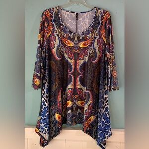Ladies plus size 4XL top leopard print and paisley, White Mark